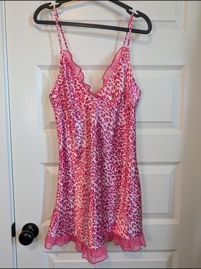 Kathryn Pink Leopard-Print Ruffle-Trim Chemise